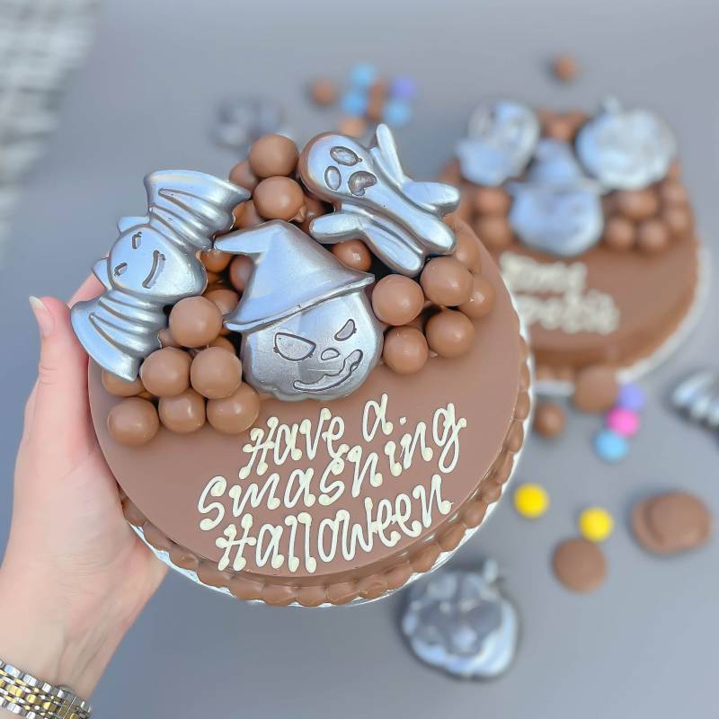 Halloween Smash Cake